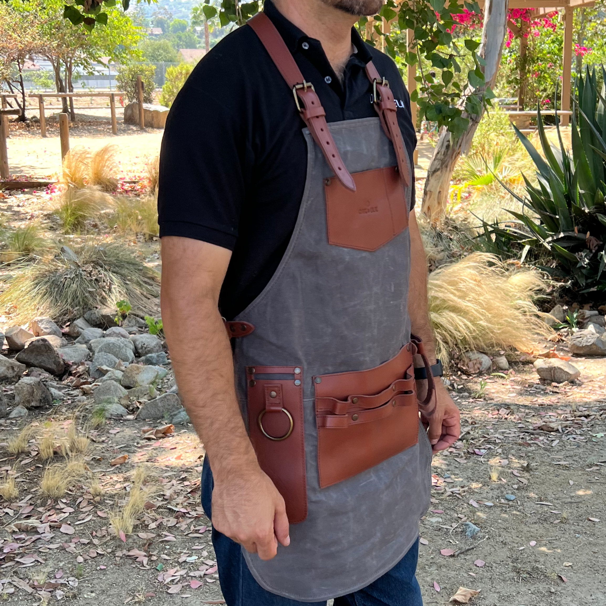 Canvas and Leather Apron Color Gray - Brand OAK & ELK