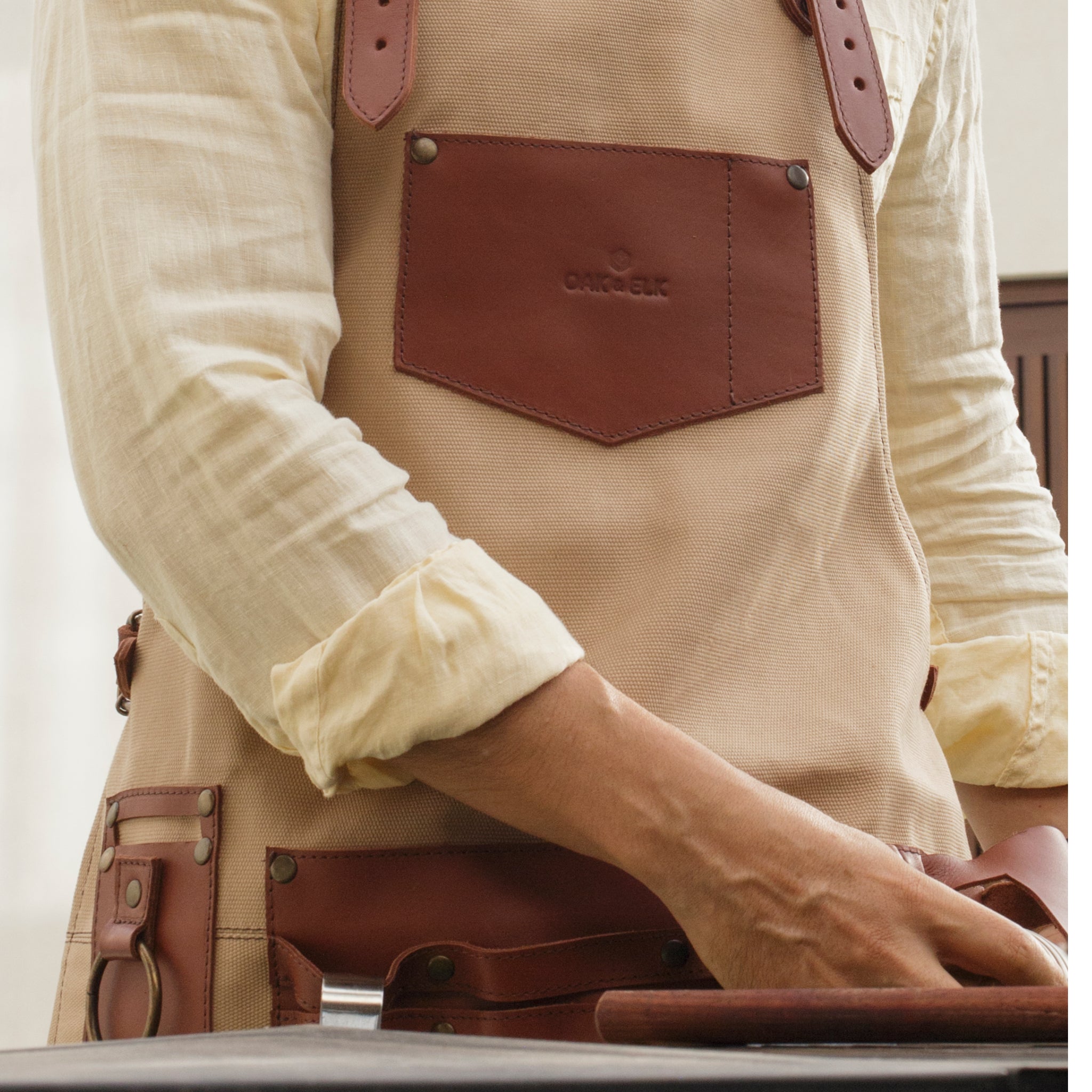 Vic Canvas & Leather Apron - OAK & ELK