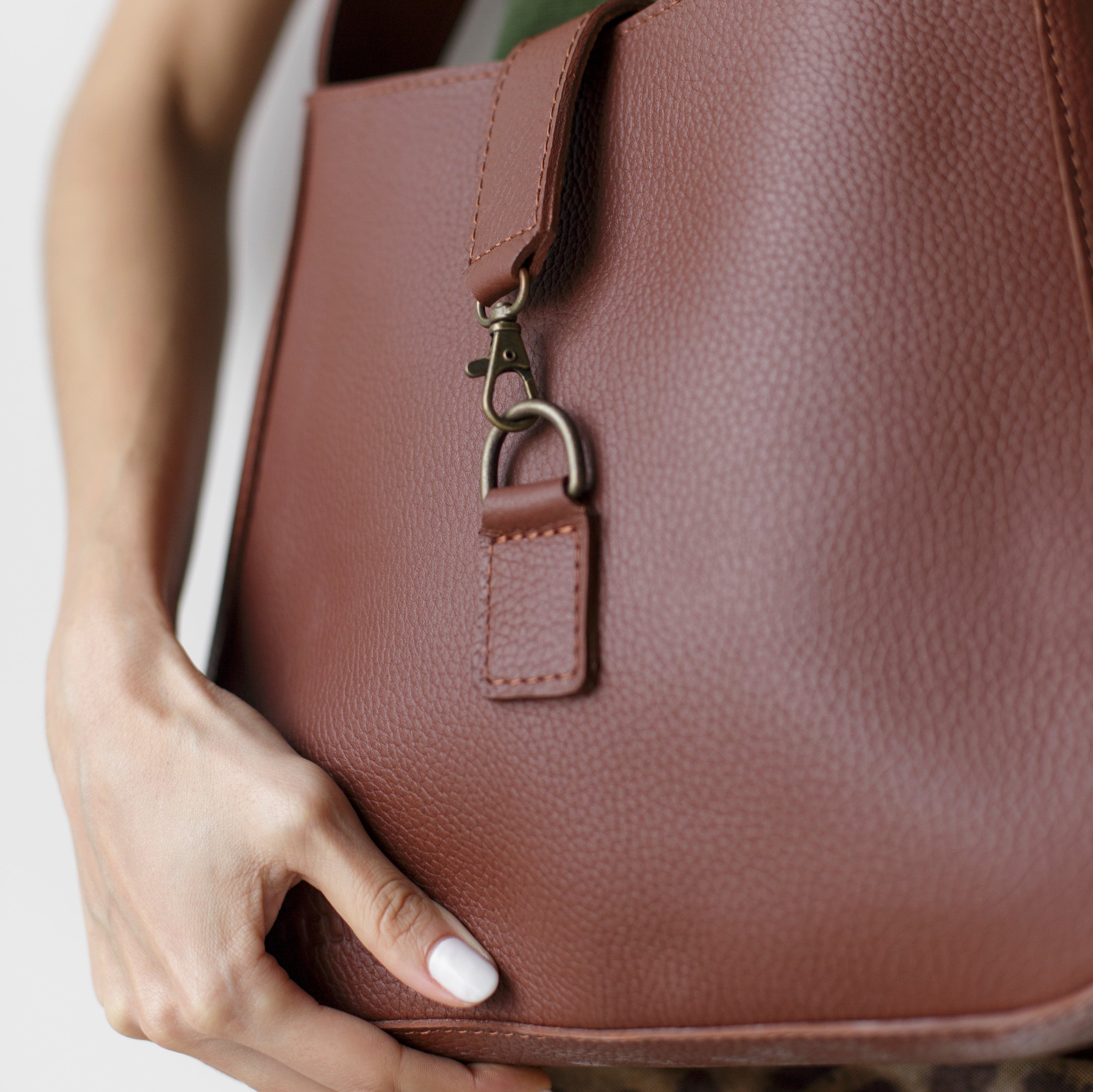 Leather Shoulder Bag Color Cognac  -  OAK & ELK brand