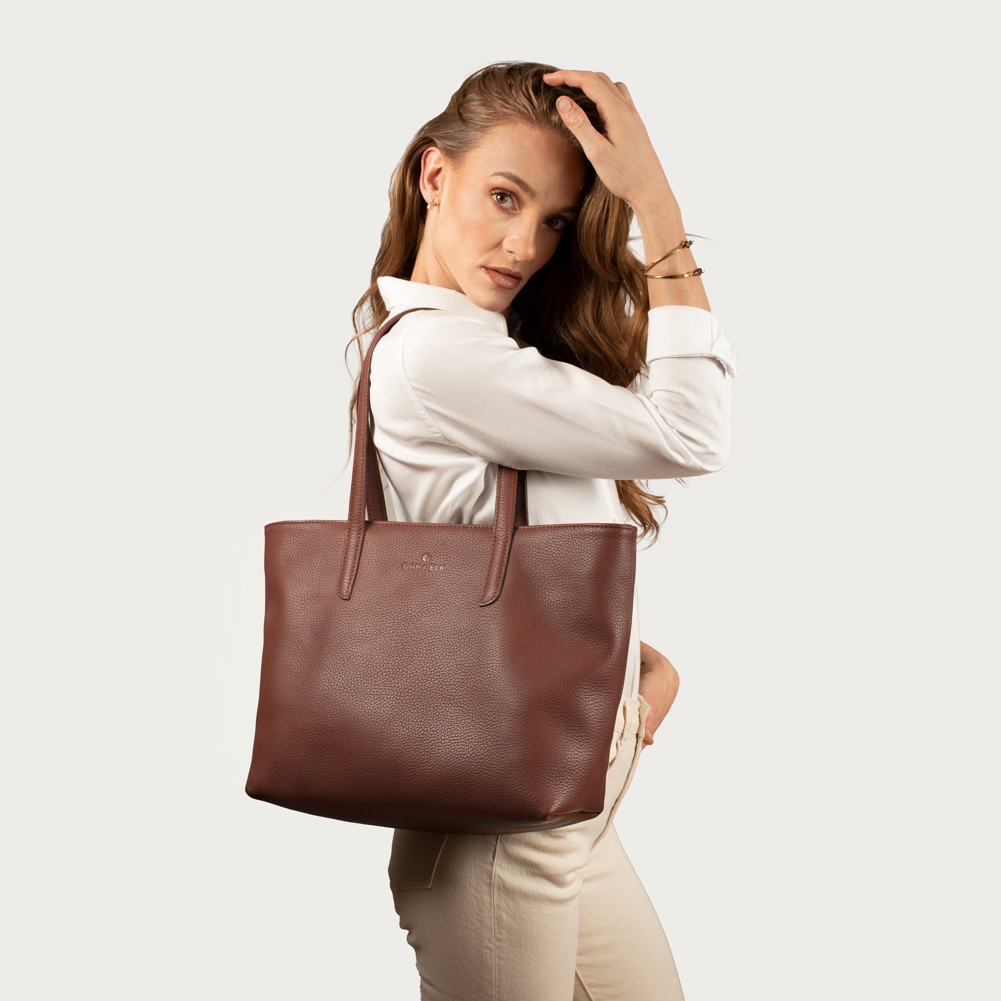 EMILY LEATHER TOTE - OAK & ELK