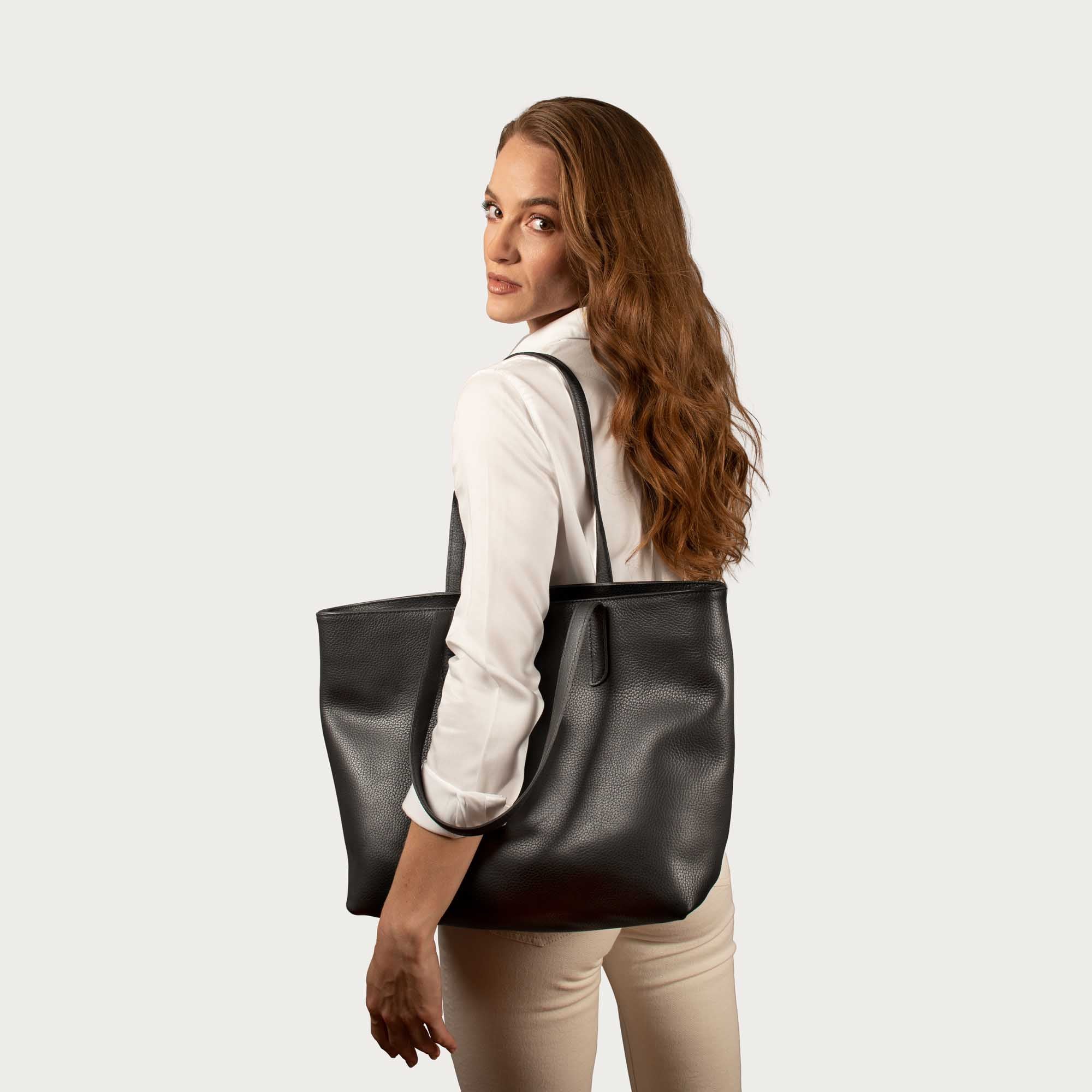 EMILY LEATHER TOTE - OAK & ELK